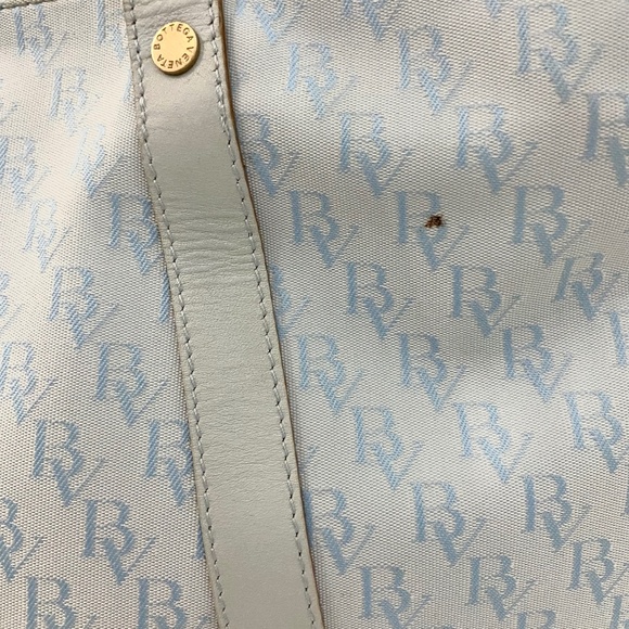 Authentic Bottega Veneta Blue Tote Bag – Large with Zipper Closure – Fits Laptop - Picture 12 of 16